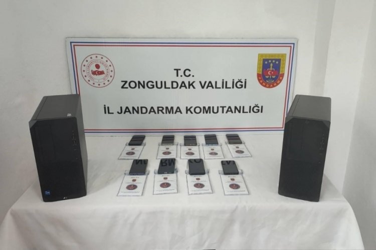 Zonguldak'ta siber su&ccedil; operasyonu: 9 ş&uuml;pheli g&ouml;zaltında