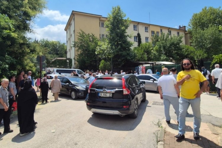 Bursa'da KPSS'nin ilk oturumu sona erdi!