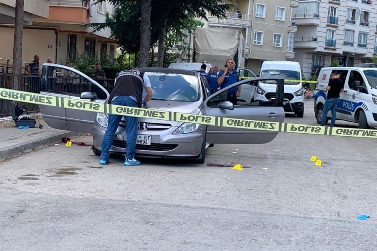 Ankara'da aile i&ccedil;i dehşet: 3 ağır yaralı