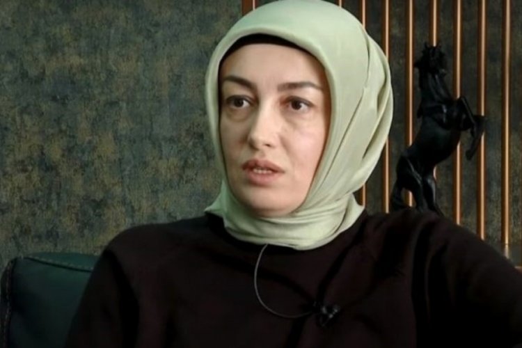 Ayşe Ateş gazetecilerden &ouml;z&uuml;r diledi