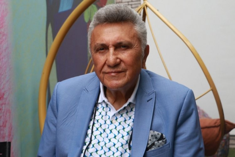 74 yaşında kalbinin delik olduğunu &ouml;ğrendi: 21 senede 27 kez anjiyo oldu