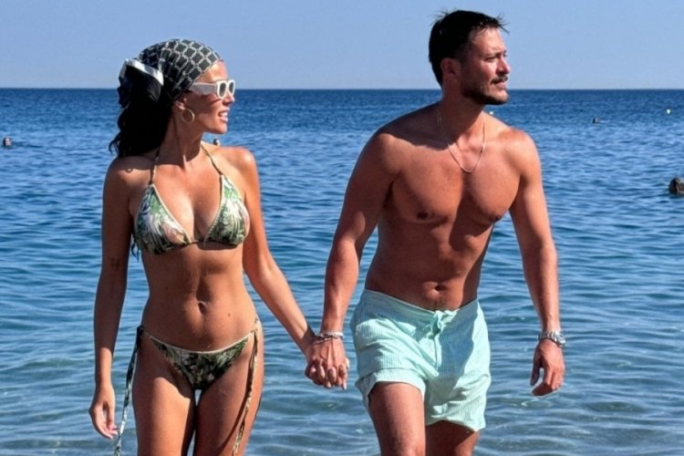 Pelin Akil verdiği pozlarla g&uuml;ndem oldu!
