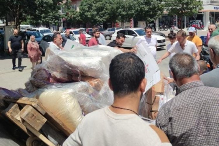 Bursa'da gıda &uuml;r&uuml;nleri &uuml;zerine d&uuml;şen iş&ccedil;i yaralandı