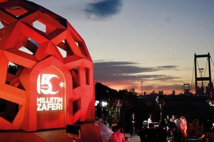15 Temmuz programı kapsamında tarihi mekanlar ışıklandırıldı!