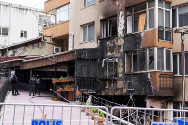 İstanbul'da 29 iş&ccedil;inin &ouml;ld&uuml;ğ&uuml; gece kul&uuml;b&uuml; yangını: 9 kişi ilk kez hakim karşısına &ccedil;ıkacak