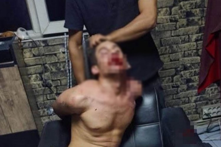Maaşını &ouml;demeyen patronundan akılalmaz  işkence!