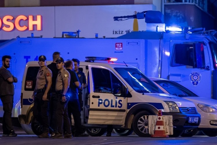 Ankara'da cinayet sonrası &ouml;nlem! Giriş-&ccedil;ıkışlar kapatıldı