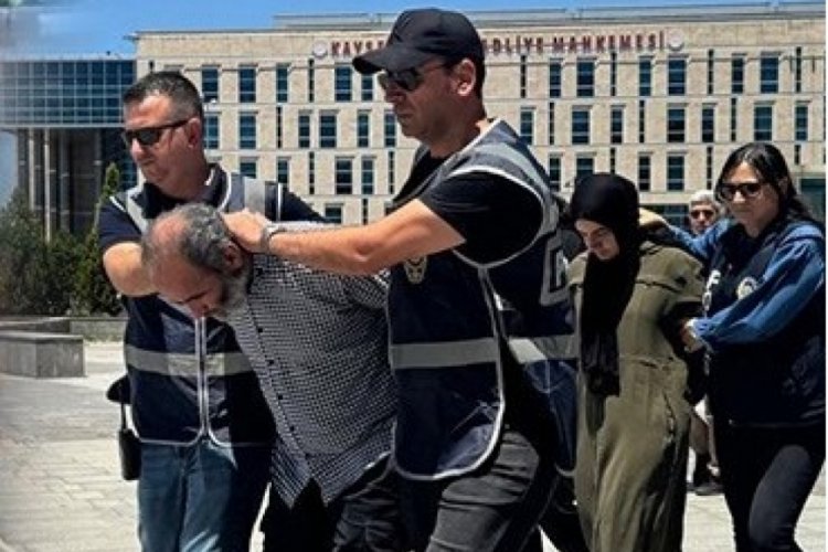 Atat&uuml;rk Anıtına saldırmışlardı: İstenilen ceza belli oldu