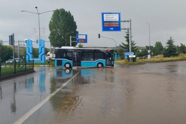 Erzurum'da meteorolojiden uyarı! &Ouml;ğlen saatine dikkat