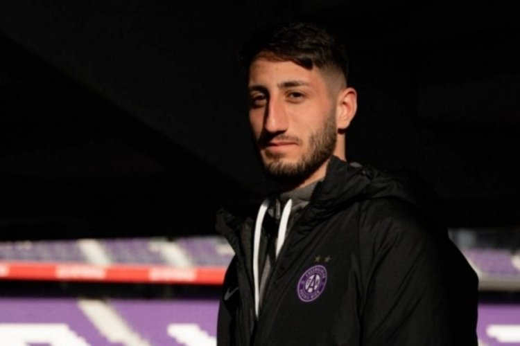 H&uuml;seyin Y&uuml;cel Can Keleş transferini a&ccedil;ıkladı