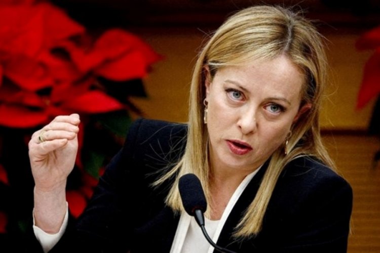 İtalya Başbakanı Meloni'nin boyuyla alay eden gazeteciye 5 bin euroluk ceza