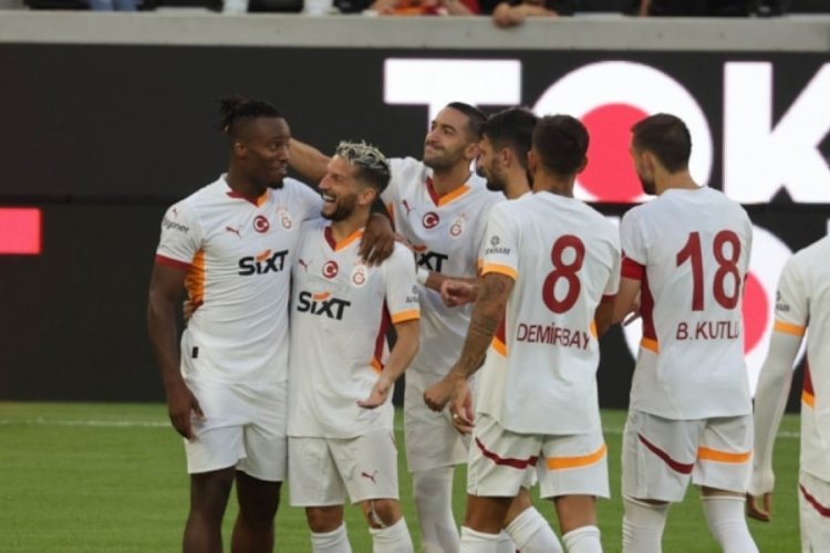 Galatasaray d&ouml;rt golle kazandı