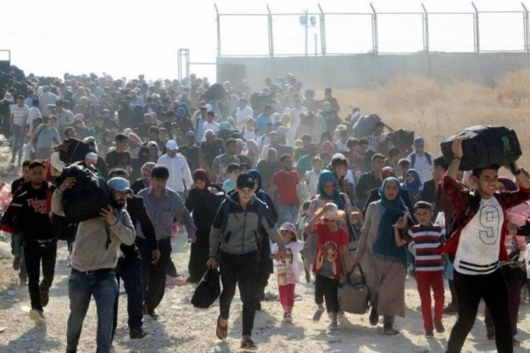 100 bin Suriyeli &uuml;lkesine d&ouml;nd&uuml; iddiası g&uuml;ndem oldu!