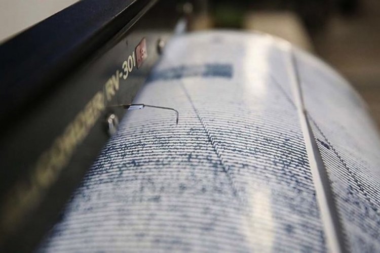 Şili'de 7,4 b&uuml;y&uuml;kl&uuml;ğ&uuml;nde deprem oldu