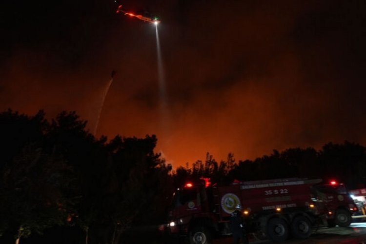 İzmir'de 20 saattir s&uuml;ren orman yangını kontrol altında!