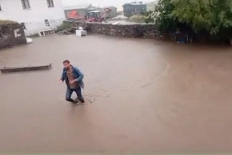 Kars'ta sel felaketinin bilan&ccedil;osu ağır oldu!
