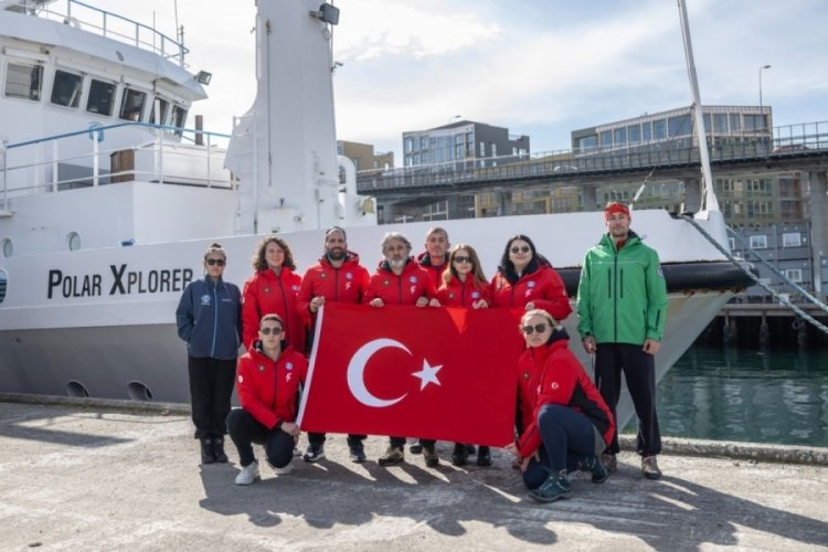 Türkiye'den 5 üniversite iklim krizini çözmek için kutuplarda! 