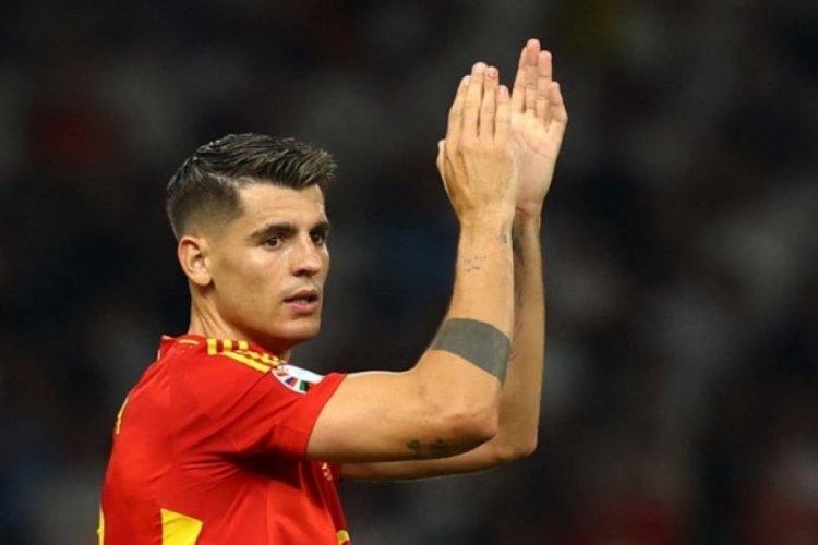 Alvaro Morata imzayı attı