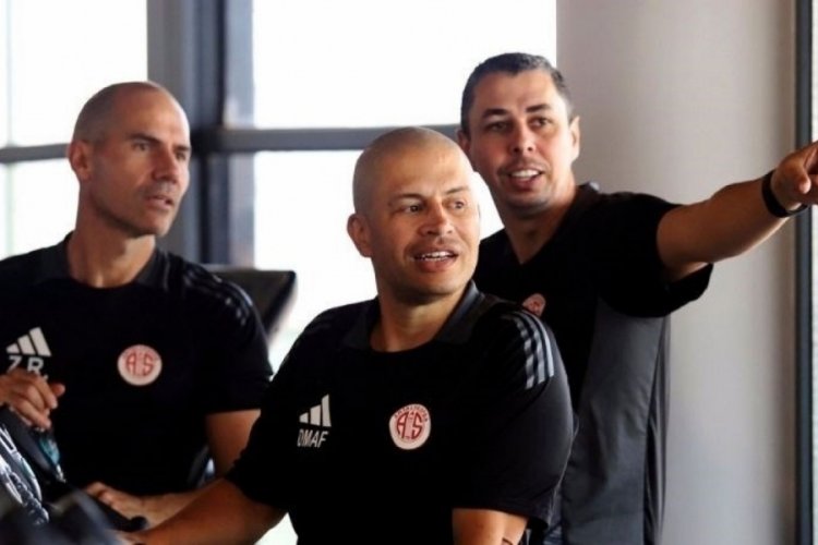 Alex de Souza'dan Mourinho s&ouml;zleri: Kazanmak isteyen bir isim