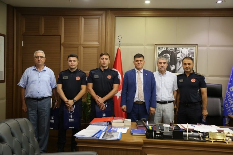 Bursa B&uuml;y&uuml;kşehir Belediyesi'nden itfaiye personeline teşekk&uuml;r daveti