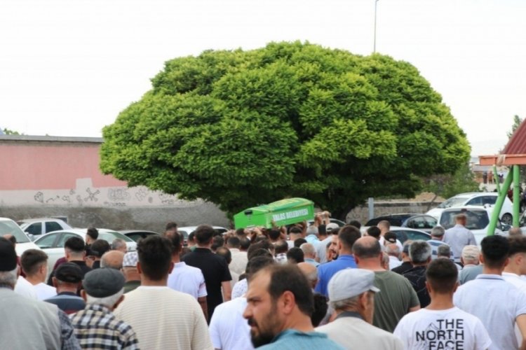 Sevgilisinin babası tarafından vurulan Osman, yaşam m&uuml;cadelesini kaybetti