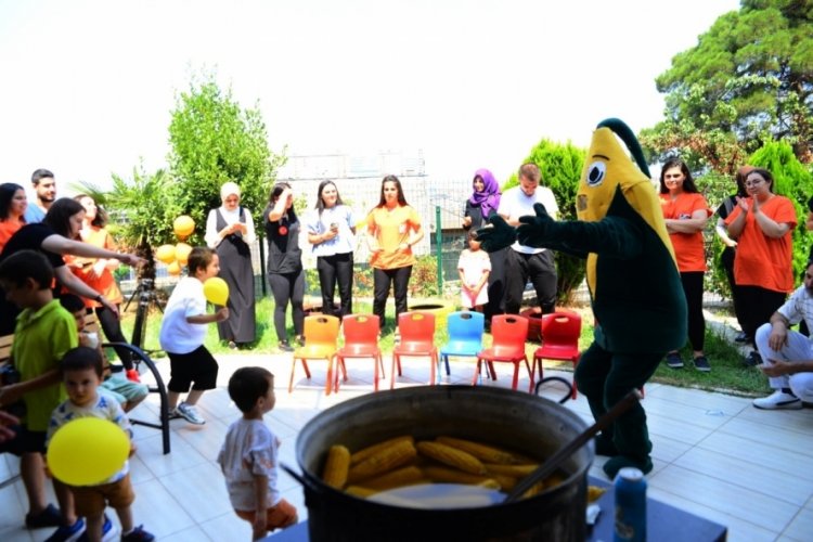 Hasan Agah'tan etkilendi, 81 ildeki &ouml;zel &ccedil;ocuklara 's&uuml;t mısır'lı etkinlik i&ccedil;in yola &ccedil;ıktı