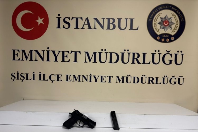 İstanbul'da taksinin i&ccedil;inden rasgele ateş a&ccedil;tı