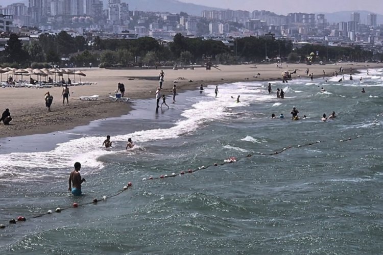 Karadeniz hır&ccedil;ınlaştı! "Denize girmeyin" uyarısı