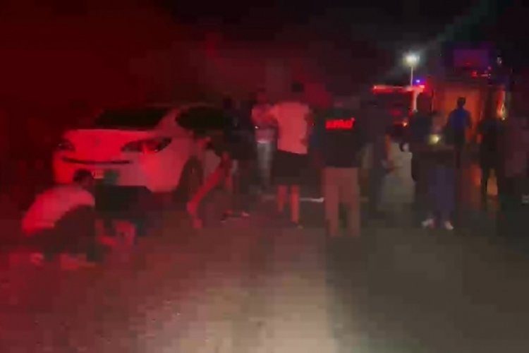 Tunceli'de otomobil şarampole yuvarlandı!