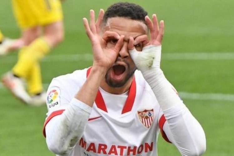 Fenerbah&ccedil;e'de &ccedil;&ouml;z&uuml;lemeyen Youssef En-Nesyri d&uuml;ğ&uuml;m&uuml;