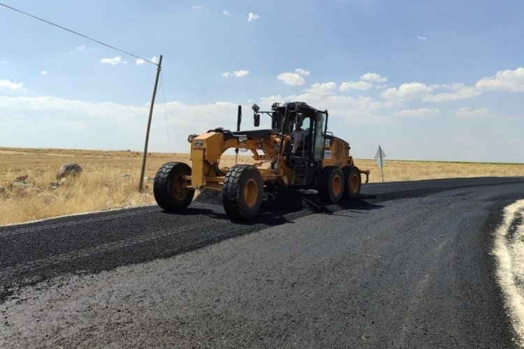 Diyarbakır B&uuml;y&uuml;kşehir Belediyesi yolları yeniliyor!