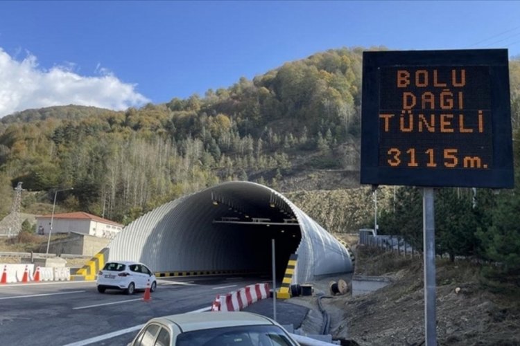 Bolu Dağı t&uuml;nelinde &ccedil;alışma: İstanbul y&ouml;n&uuml; 50 g&uuml;n ulaşım olmayacak