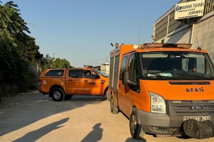 Kocaeli'de ofise sızan koku sebebiyle 2 kişi zehirlendi