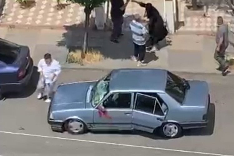 Ankara'da magandalar kendilerini uyaran adamın evini kurşunladı
