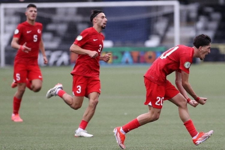 T&uuml;rkiye 19 Yaş Altı Milli Futbol Takımı play-off oynayacak