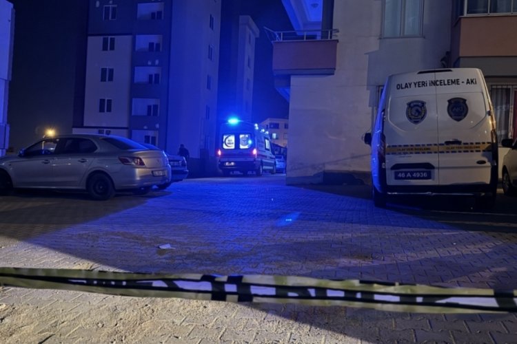Cinayetin adresi Kahramanmaraş! Erkek arkadaşını bı&ccedil;akla &ouml;ld&uuml;rd&uuml;