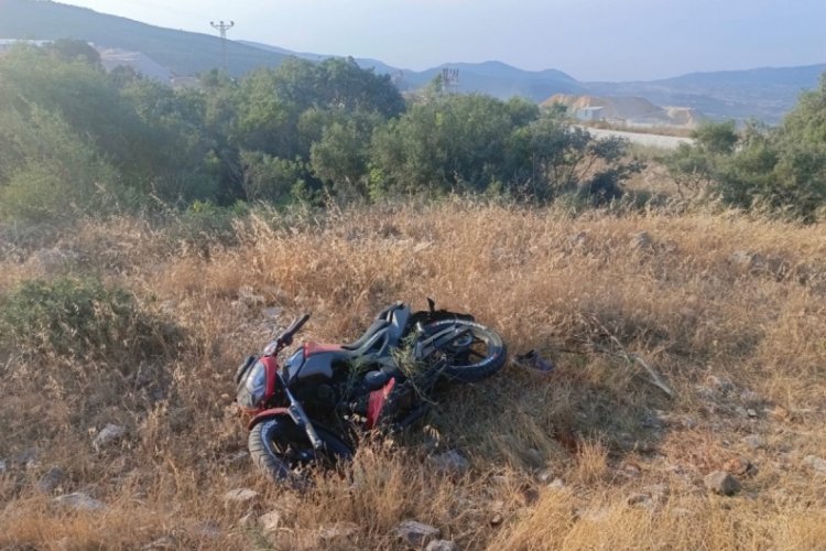 Bursa'da feci motosiklet kazası! 2 gen&ccedil; ağır yaralı