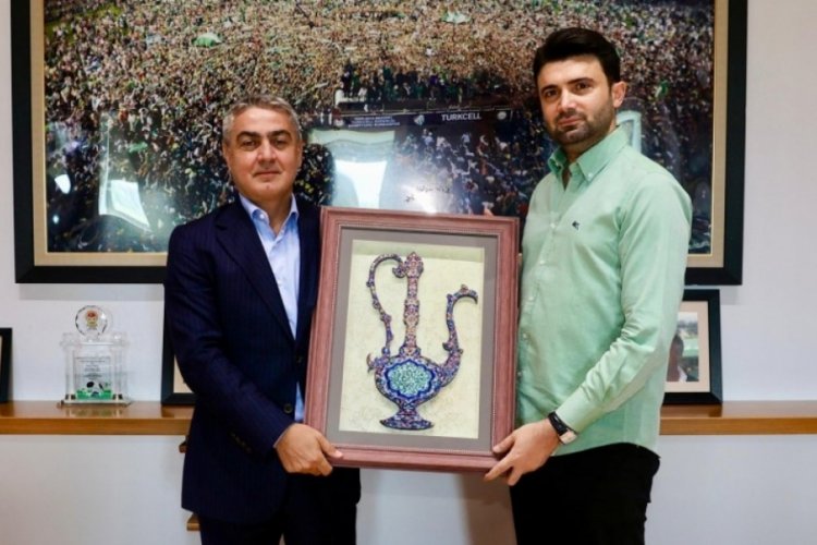 Bursa Gen&ccedil;lik ve Spor İl M&uuml;d&uuml;r&uuml; Rahmi Aksoy'dan Bursaspor'a ziyaret   