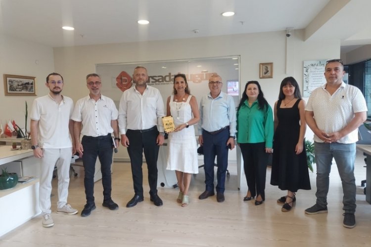 Zafer Partisi Bursa'dan Gazeteciler ve Basın Bayramı ziyareti