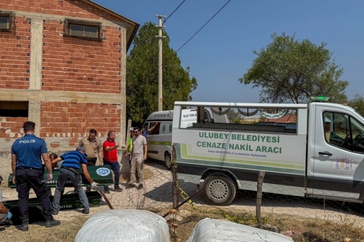 Uşak'ta t&uuml;fekle vurulan 2 kişi hayatını kaybetti