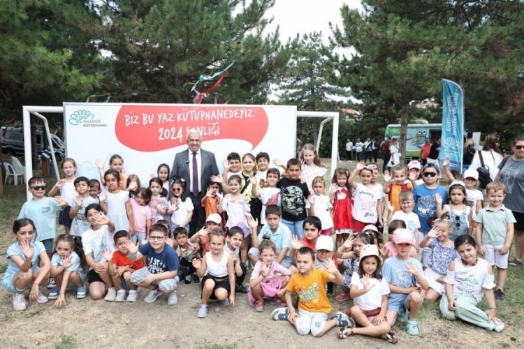Nil&uuml;fer'deki &ccedil;ocuklar 'Biz Bu Yaz K&uuml;t&uuml;phanedeyiz' etkinliğinde buluştu