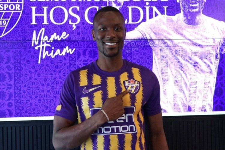 Ey&uuml;pspor, Mame Thiam'ı transfer etti
