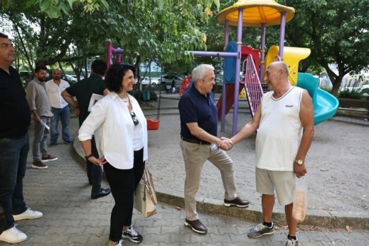 Bursa Nil&uuml;fer Belediye Başkanı &Ouml;zdemir Nil&uuml;fer'in parklarını inceledi