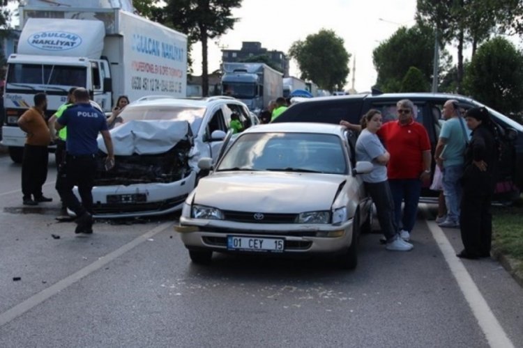 Samsun-Ordu karayolunda 5 ara&ccedil; birbirine girdi!