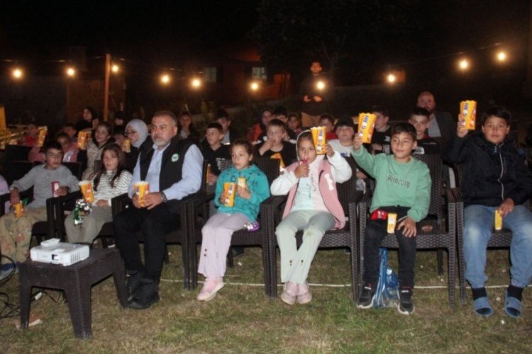 Giresun'da &ccedil;ocukların sinema heyecanı g&ouml;z doldurdu!