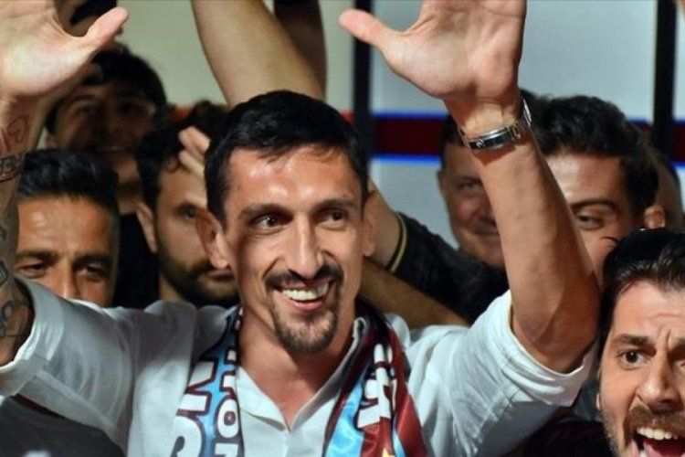Trabzonspor'da Stefan Savic imzayı attı!