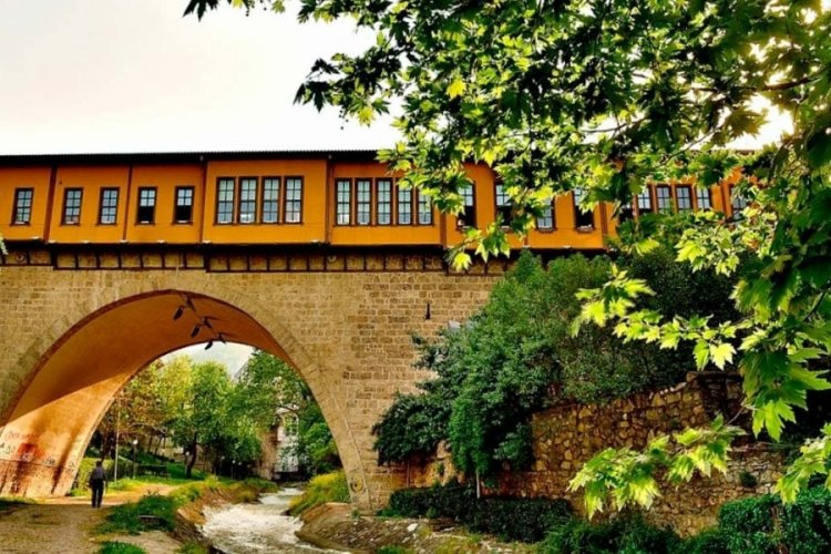 14 il i&ccedil;in sarı ve turuncu kodlu uyarı! Bursa'da hava nasıl?