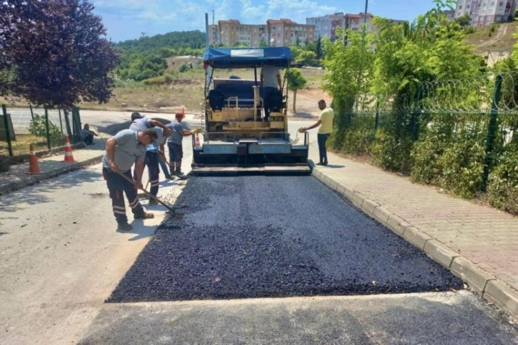 Kocaeli'nde asfalt yenileme çalışmaları aralıksız devam ediyor