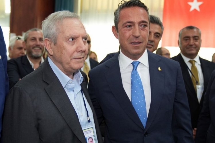 Ali Ko&ccedil;'tan Aziz Yıldırım'a &ouml;vg&uuml;