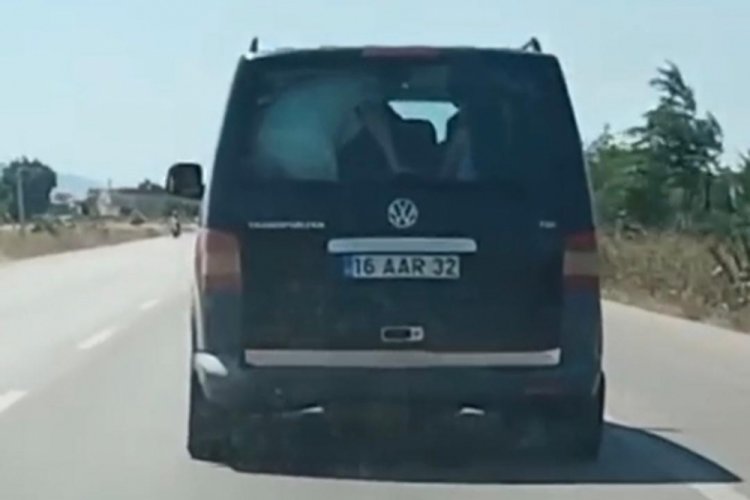 Bursa'da ayakta yolculuk tehlike sa&ccedil;tı!